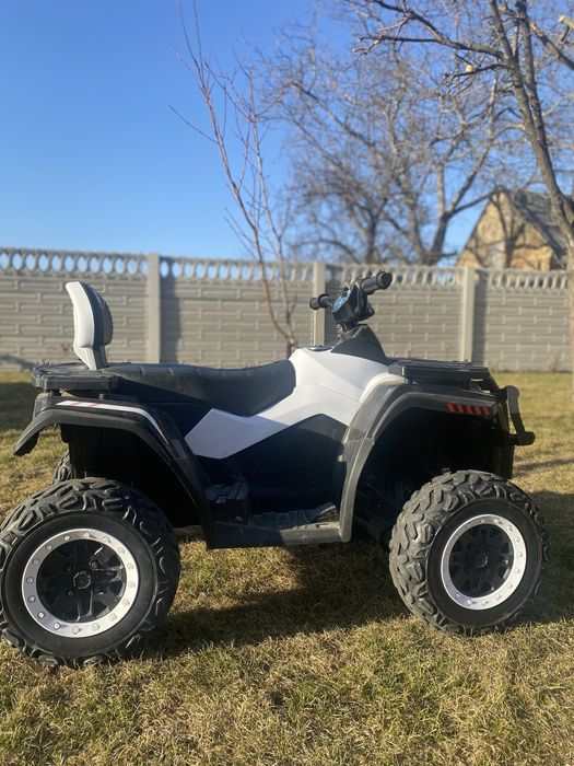 Дитячий квадроцикл