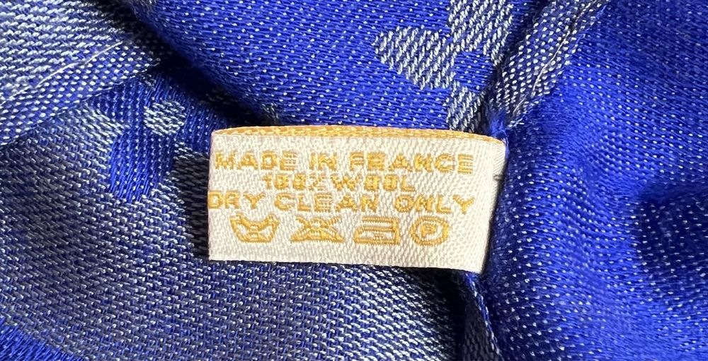 Продам бомбезний шарф LOUIS VUITTON