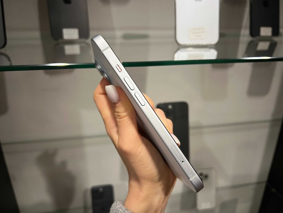 iPhone 15 128 gb Neverlock / від Магазину + Гарантія / Обмін