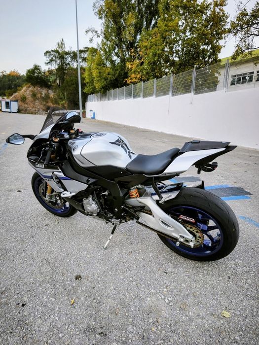 Vendo Yamaha R1 M
