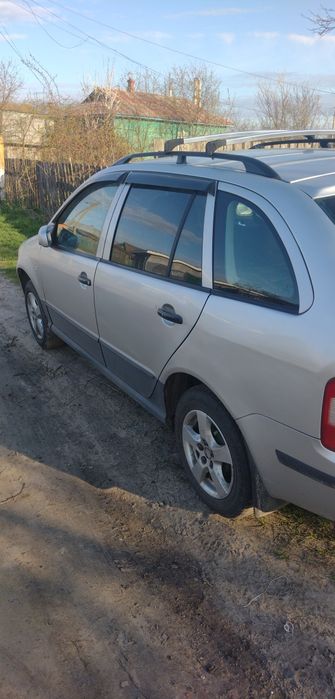 Продам Шкода Фабия,универсал: 4 400 $ - Skoda Миколаїв Жовтневий на Olx
