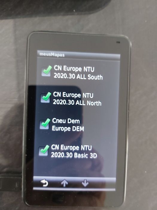 Gps Garmin nüvi 3790 (Ecrã e Cabo USB)