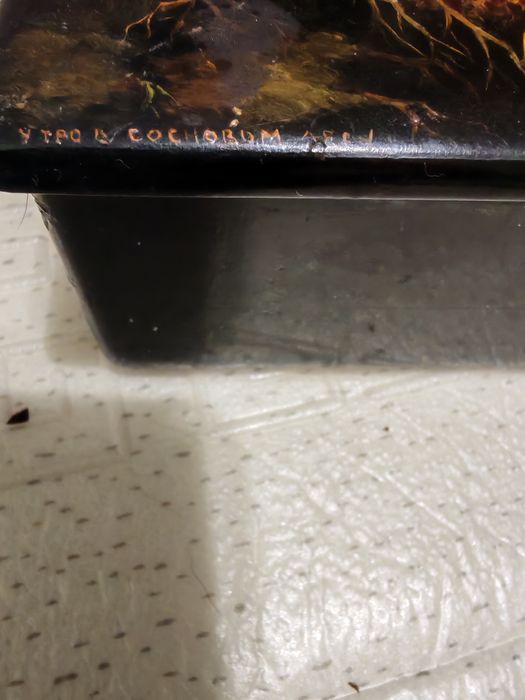 Продам шкатулку.