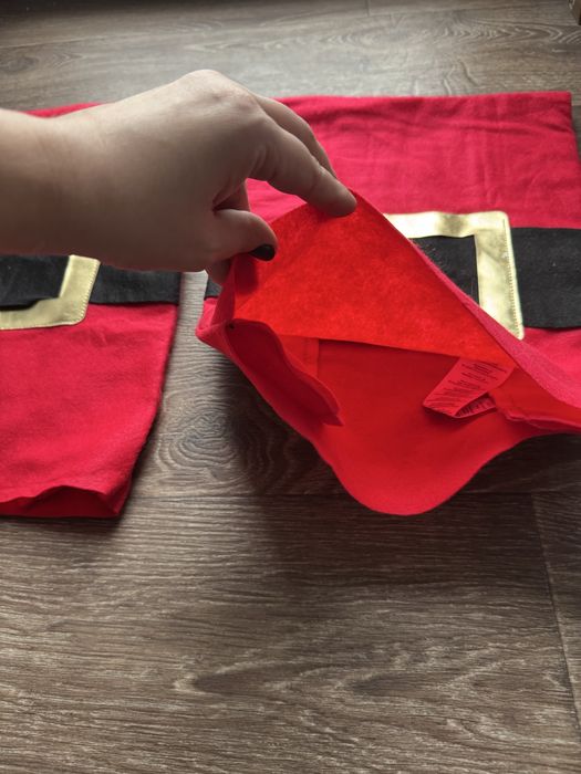 Новорічні наволочки святкові. Декор