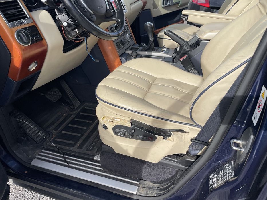 Ranfe Rover L322 Vogue, Bancos em pele bege