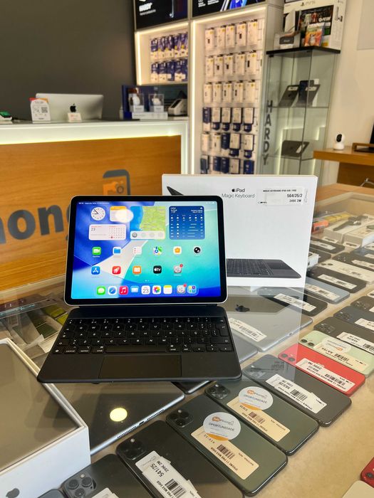 MAGIC KEYBOARD 11" IPAD AIR/PRO