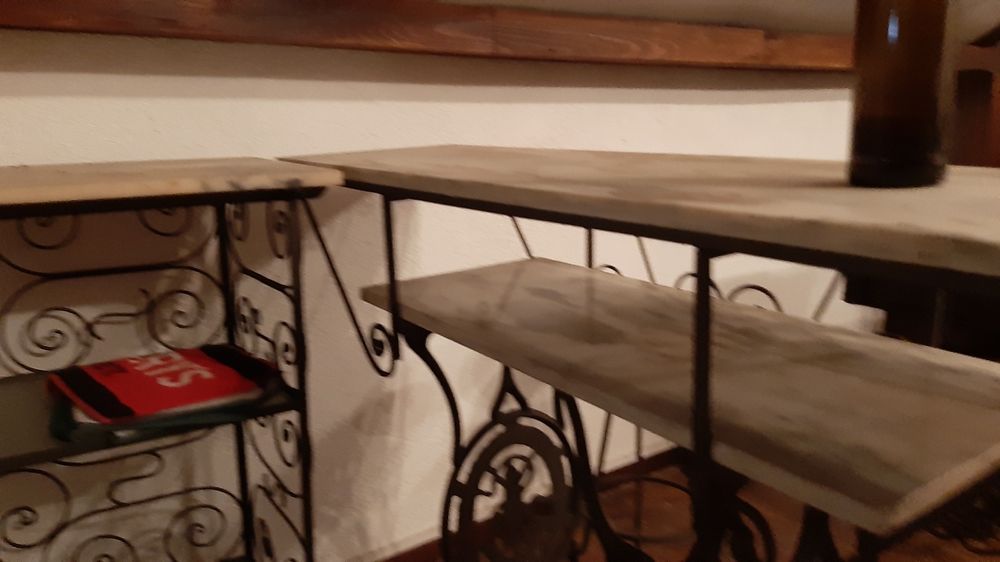 Balcão de bar com bancos