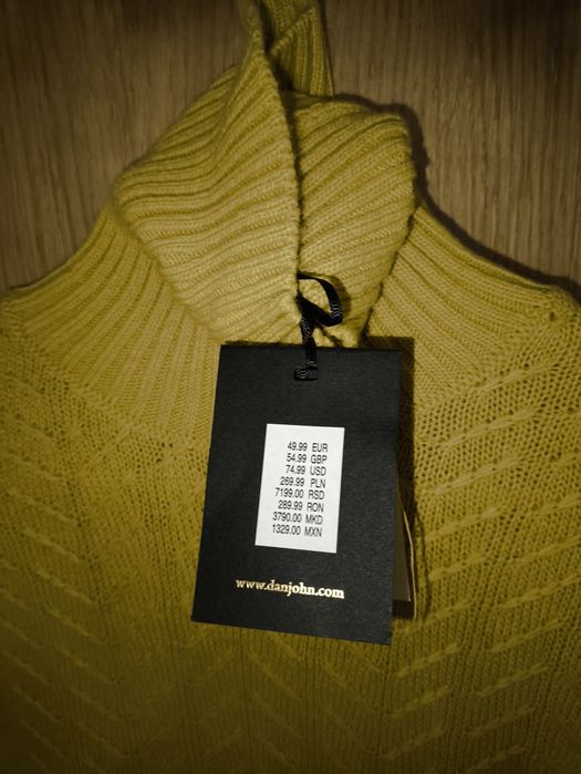 Camisola gola alta Dan John