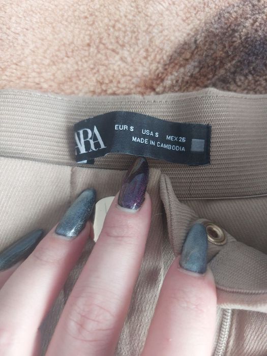 Продам 2 штанів жіночих