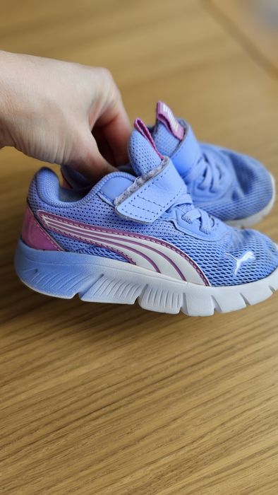 Buty sportowe adidasy Puma dziecięce 23