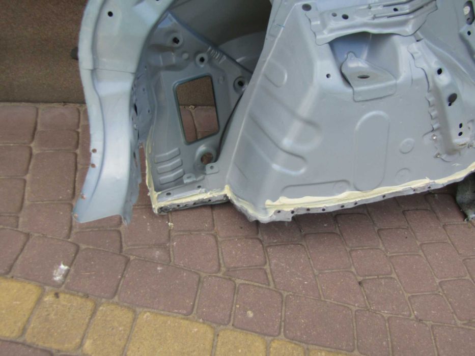 Błotnik Lewy Tył Toyota Yaris Cross 21 26R M39