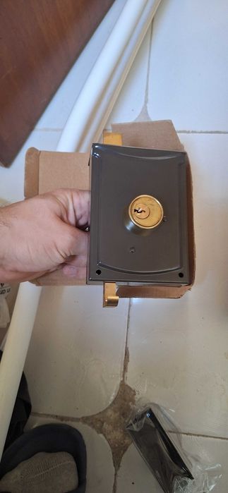 Fechadura para porta