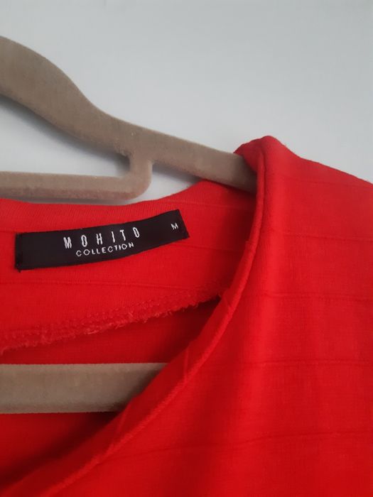 Sukienka przed kolano, czerwona. Mohito. M