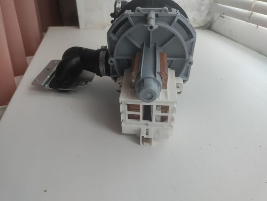 Церкуляційний насос для посудомийки