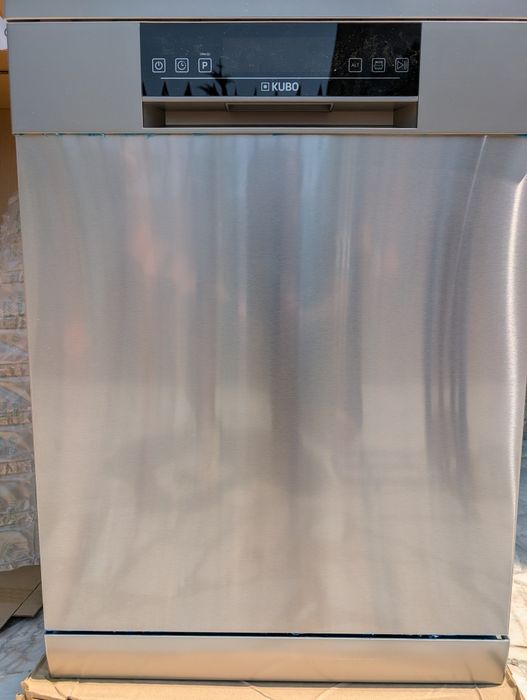 Máquina de Lavar Loiça Kubo - 15 Conjuntos - Inox Nova c/garantia