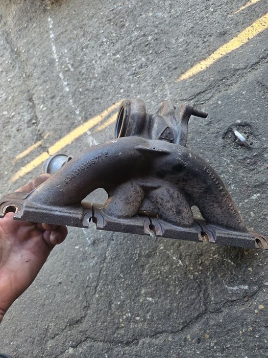 Kolektor wydechowy audi a3 8p 1.8 tfsi