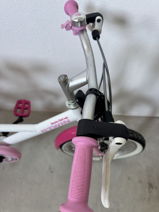 Bicicleta BTWIN Docto Girl 500 16” Rosa com Rodas de Apoio