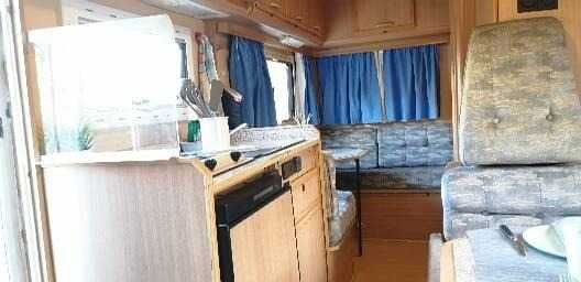 Autocaravana 6 lugares livrete
