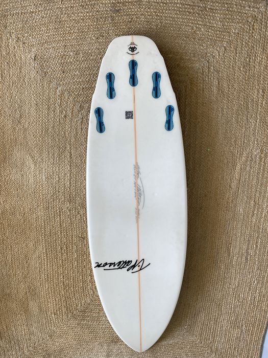 Prancha de surf timmy patterson 5.7 rising sun