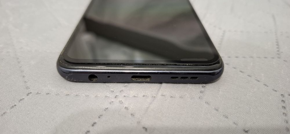 Smartfon Redmi Note 10s ładny