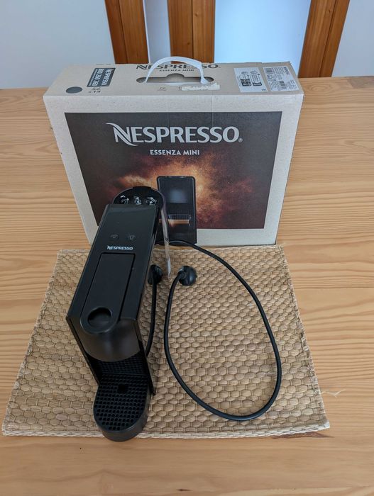 Maquina Nespresso | Essenza Mini Nespresso Piano Black C30