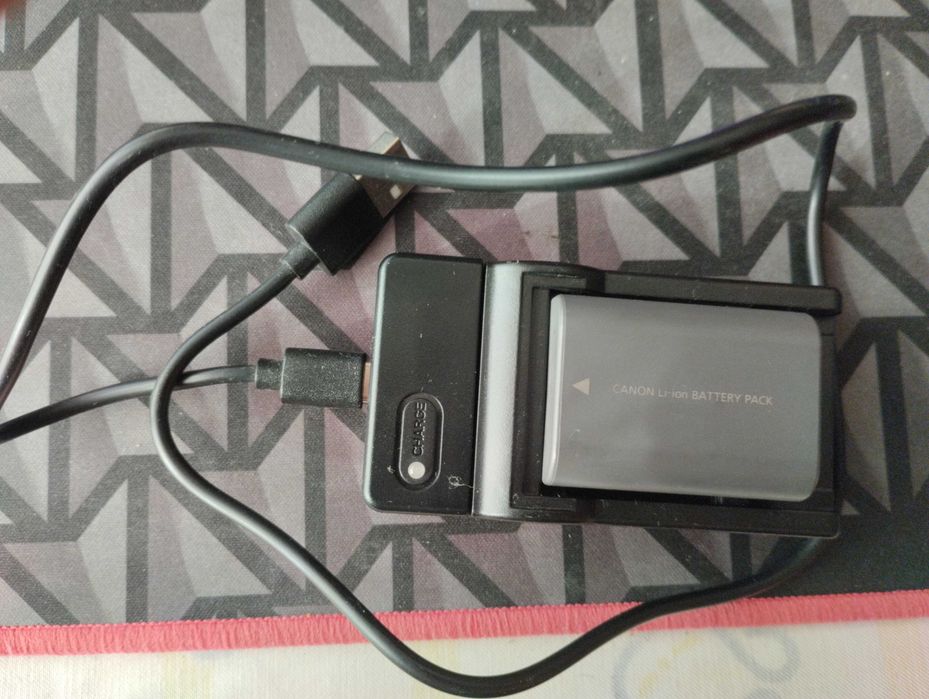 Canon EOS 350D a necessitar de manutenção/reparação