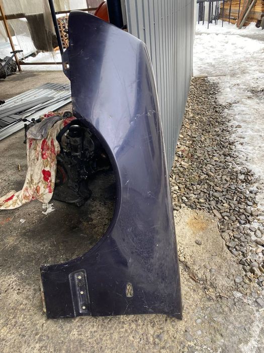 Ліве крило w210 е210 е220 е230 е270 е280