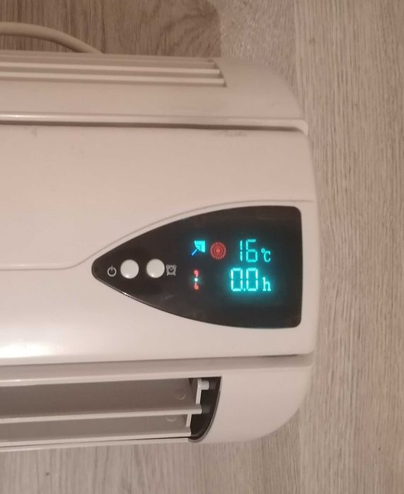 Aquecedor parede Com comando Orbegozo cerâmico 2000 w
