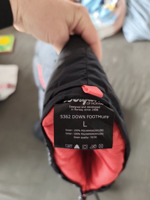 Kapcie buty puchowe bergans