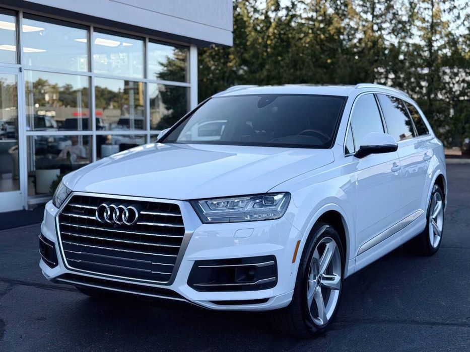 Audi Q7      2019