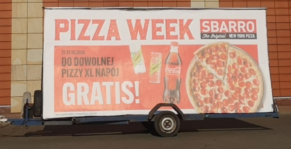 Reklama mobilna Przyczepa reklamowa wynajem kampanie