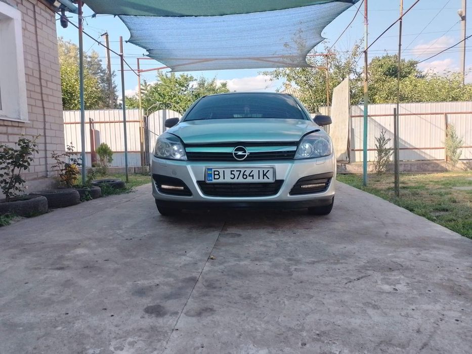 Продам опель астра Н