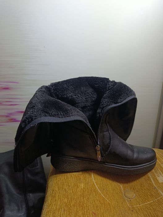 Безрукавка з натурального хутра, договірна ціна.