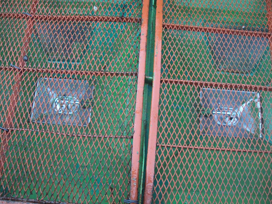 rozsiewacz amazone novis 24-36m stan bdb 1800l. ,plandeka