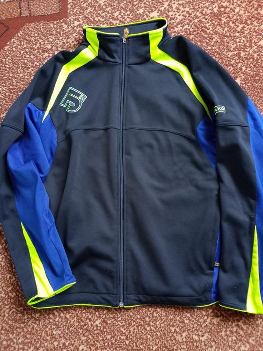 Спортивні кофти,вітровки