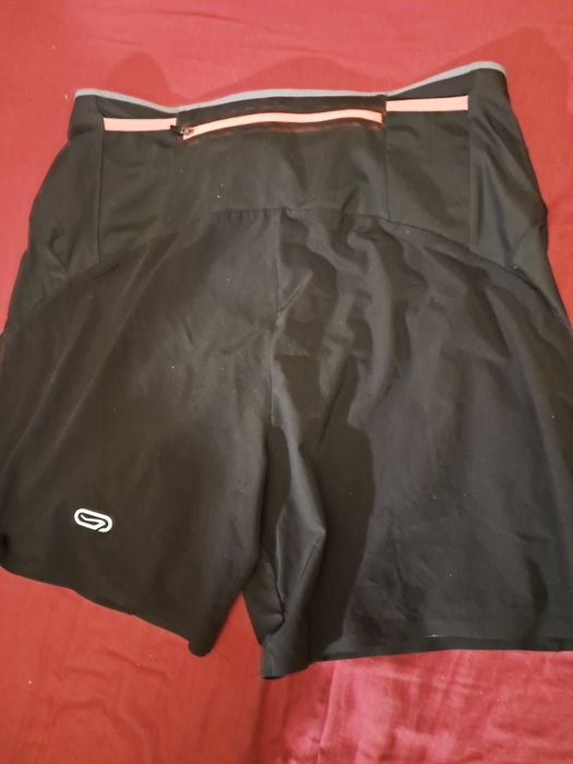 Шорты беговые Kalenji   2 в 1 черного цвета