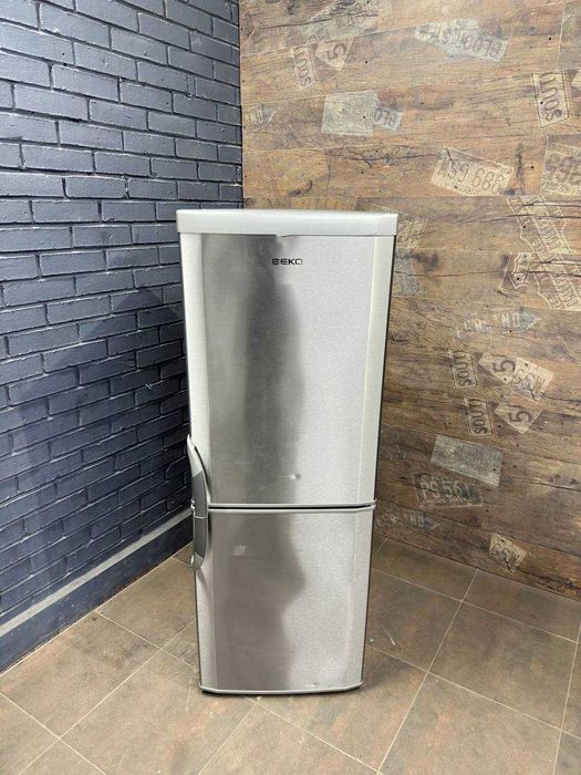 Бюджетный холодильник Indesit 155 см с верхней морозилкой