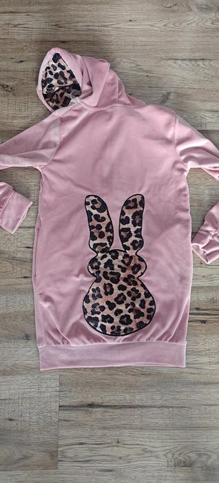 Komplet welurowy dla dziewczynki 134