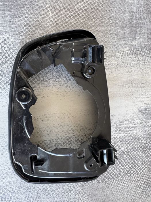 Продам зеркало BMW G 20   2241.3018