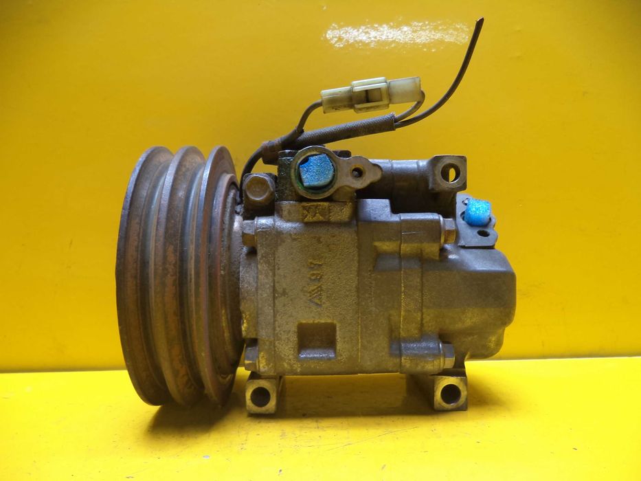 Компрессор кондиционера Mazda 626 Mazda 323F Mazda Premacy  (2,0 D)