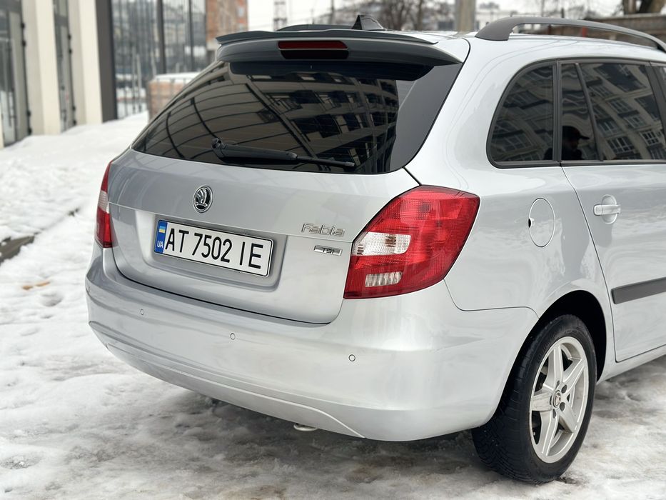 Skoda Fabia 2011 1.2 TSI універсал НАЙКРАЩА КОМПЛЕКТАЦІЯ