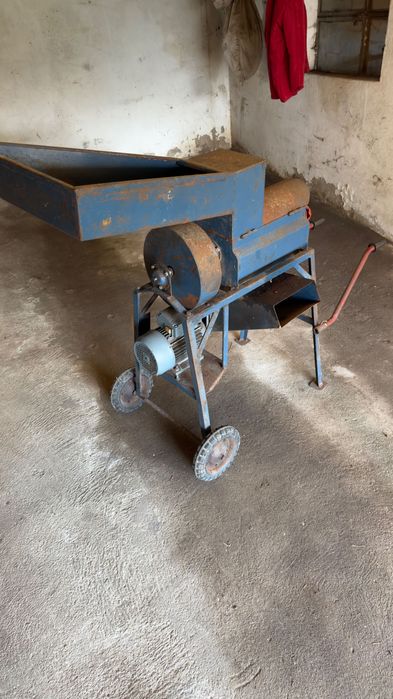 Máquina de malhar o milho