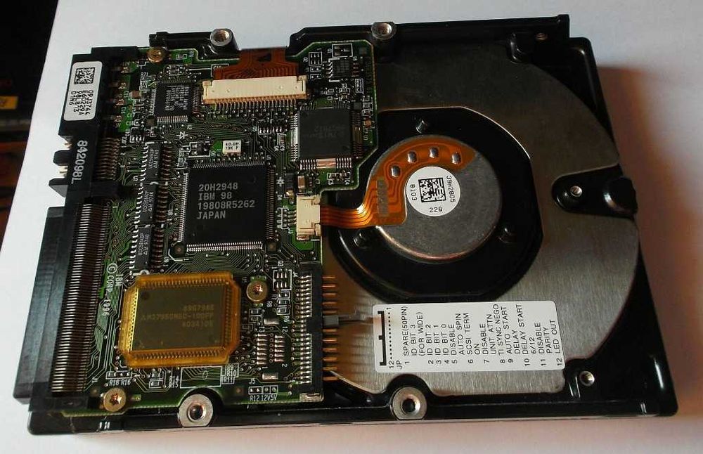 HDD 4,3 GB IBM DCAS-34330 SCSI 68 Pin Bdb Stan