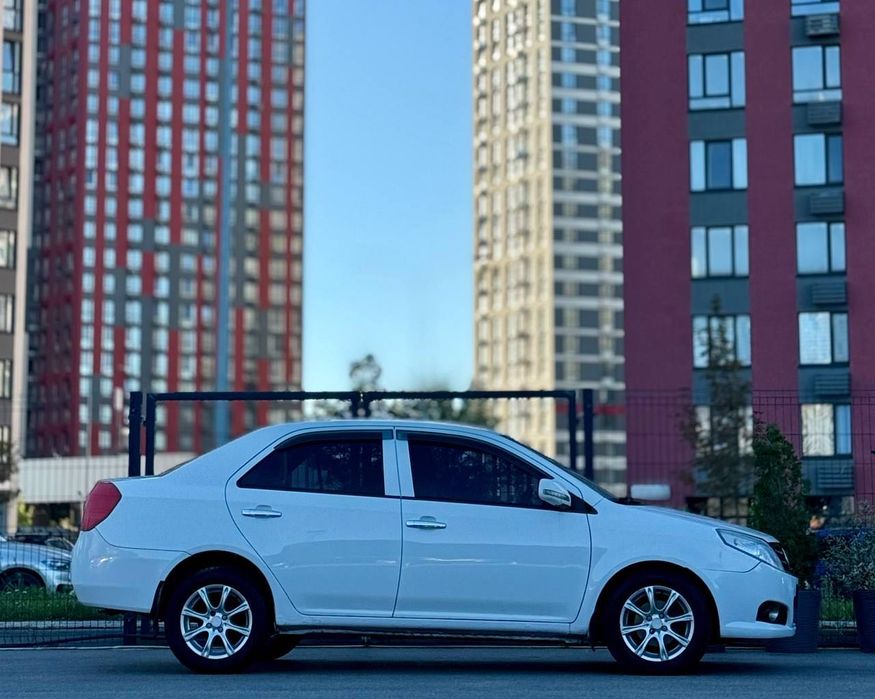 Продаж Geely MK 2