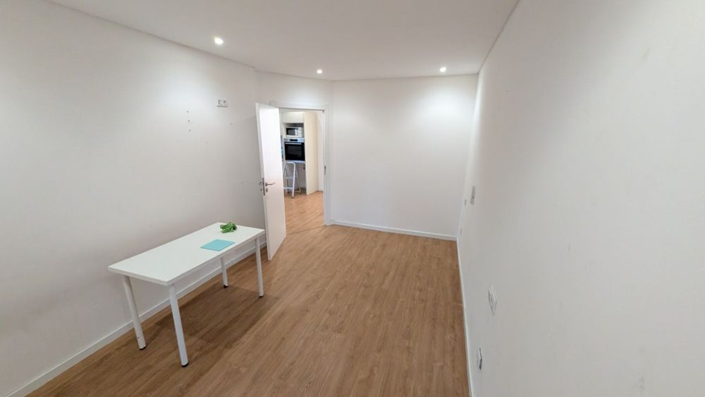 Casa Geminada T2 oportunidade de arrendamento em Arentim (Braga).