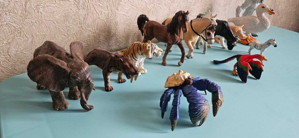 Колекційні фігурки звірів Schleich