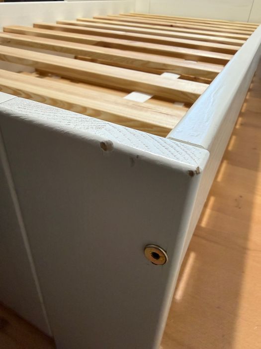 Białe drewniane łóżko 160x80 z szufladą na drugi materac lub zabawki