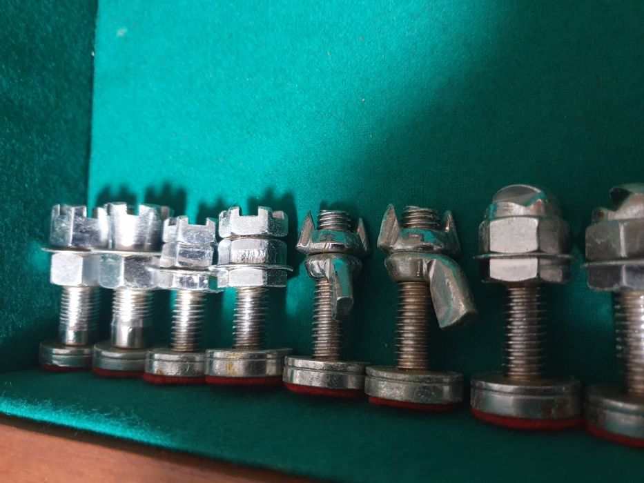 Conjunto completo de jogo de xadrez vintage artístico