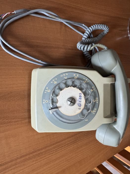 Telefone com cabo