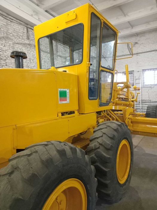 Автогрейдер VOLVO G 990